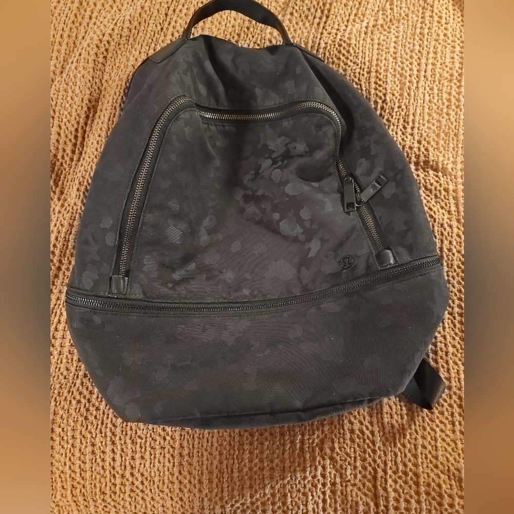 Lululemon City Adventurer Backpack Camo